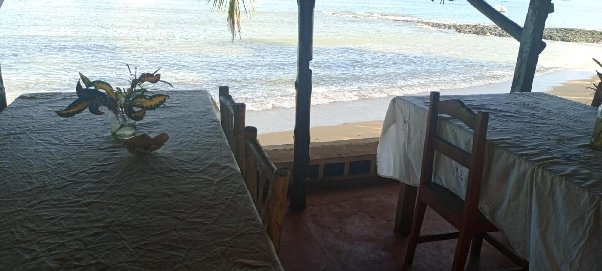 Piscine Bimoko Hotel Nosy-Be Bagian luar foto