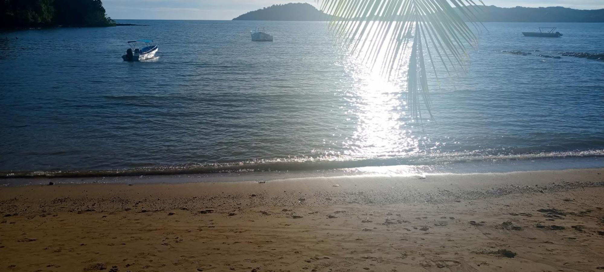 Piscine Bimoko Hotel Nosy-Be Bagian luar foto