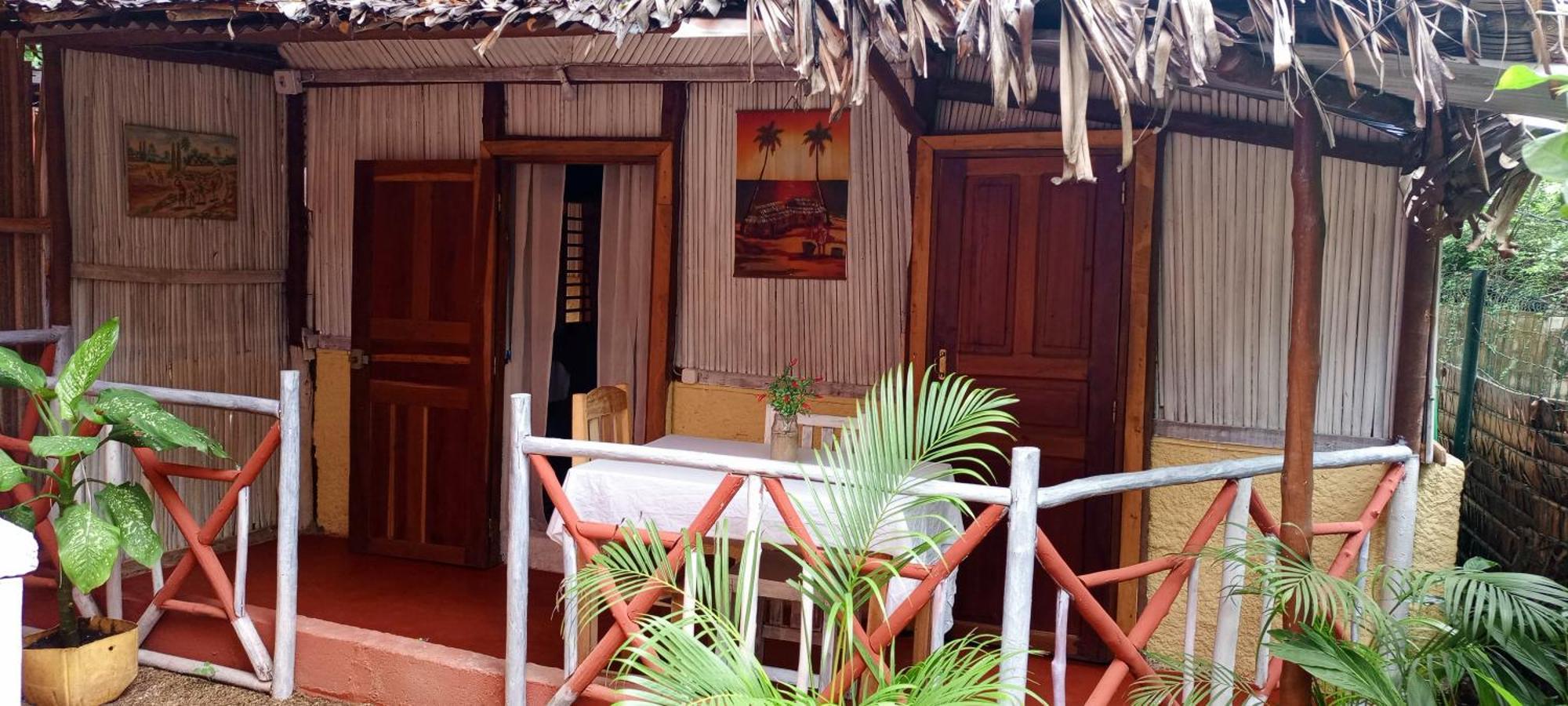 Piscine Bimoko Hotel Nosy-Be Bagian luar foto