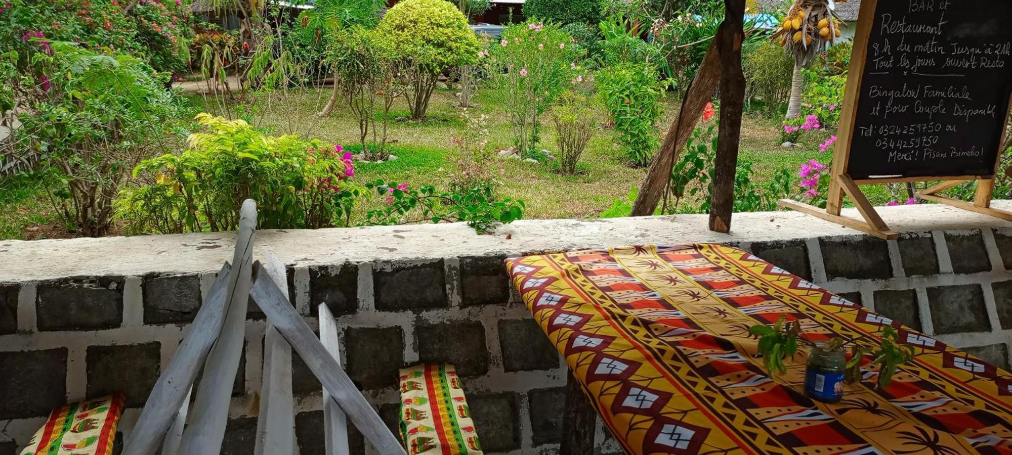 Piscine Bimoko Hotel Nosy-Be Bagian luar foto